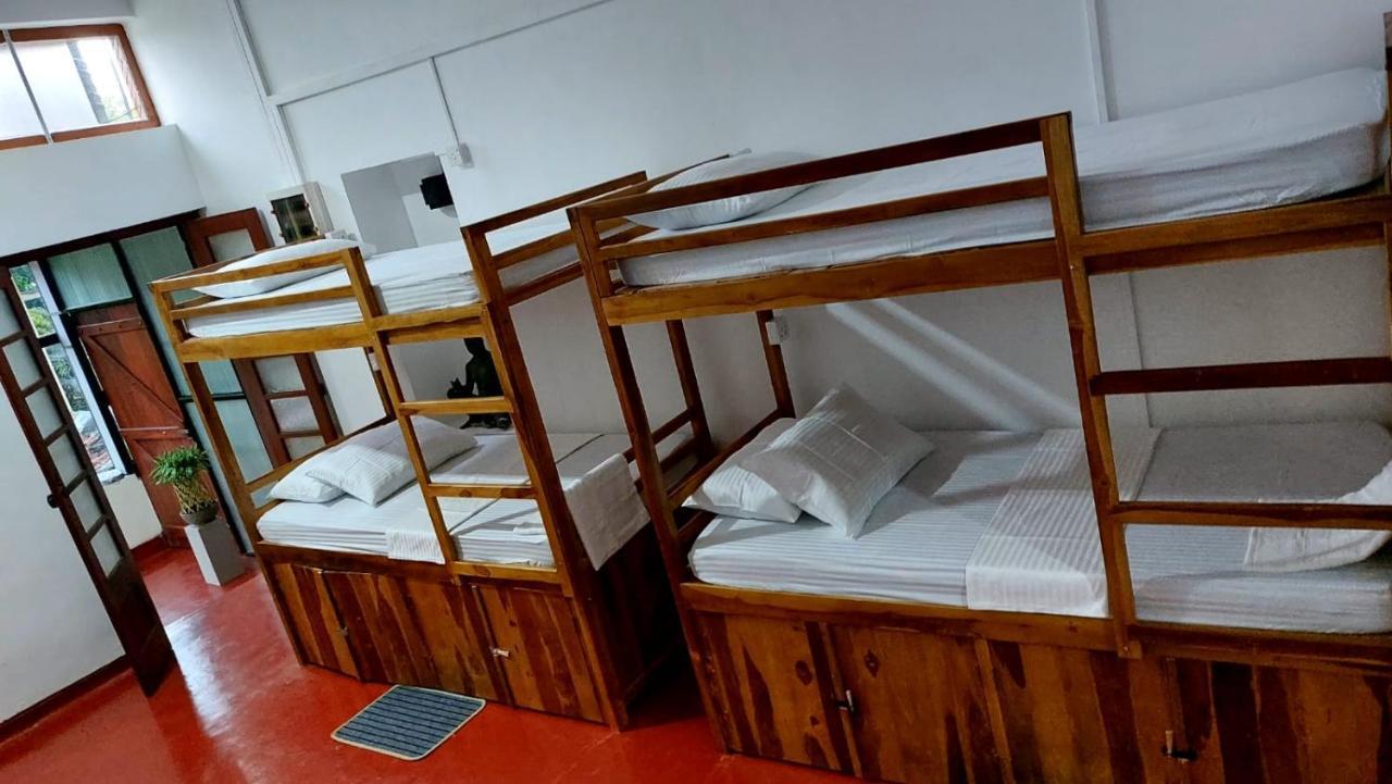 Hostel Ceylon Stayz *